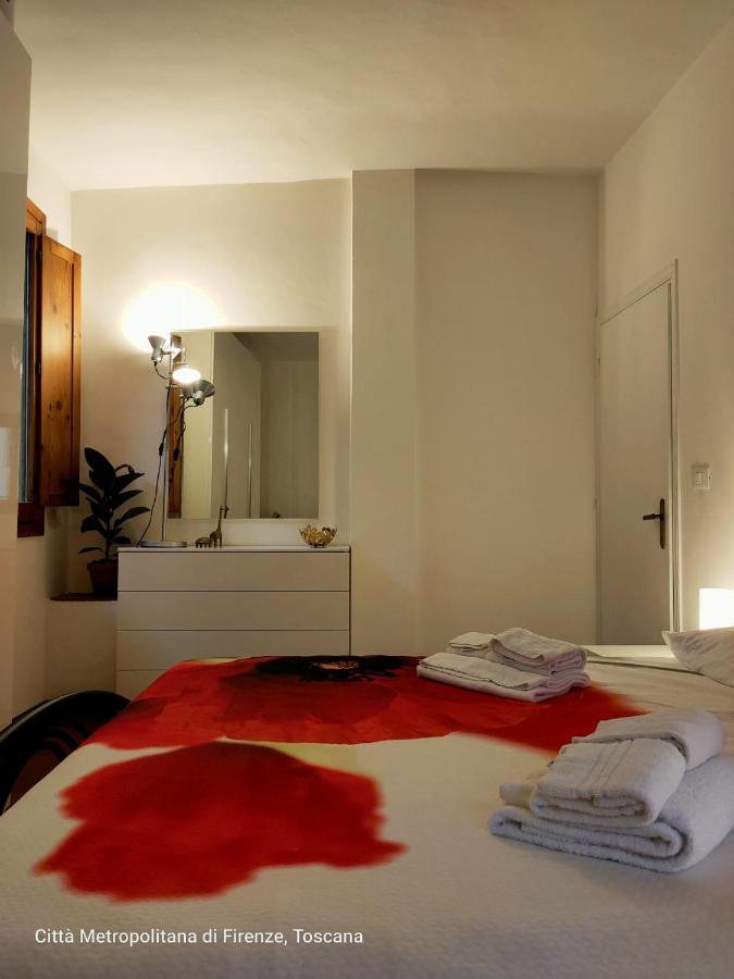 Overlooking'S Duomo Apartment In Mercato Centrale Florens Exteriör bild